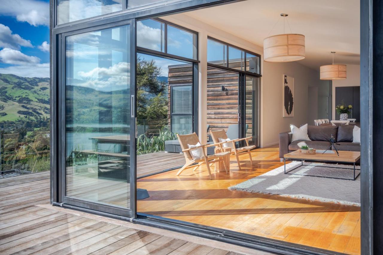 Million Dollar View - Takamatua Holiday Home Akaroa Dış mekan fotoğraf